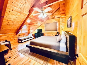 7 bedrooms, desk, iron/ironing board, travel crib