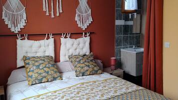 1 chambre, fer et planche à repasser, Wi-Fi gratuit