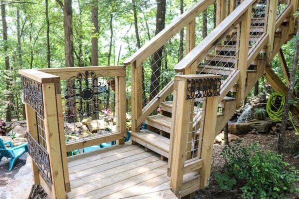 Property grounds - The Farm Treehouse (Edgemont)