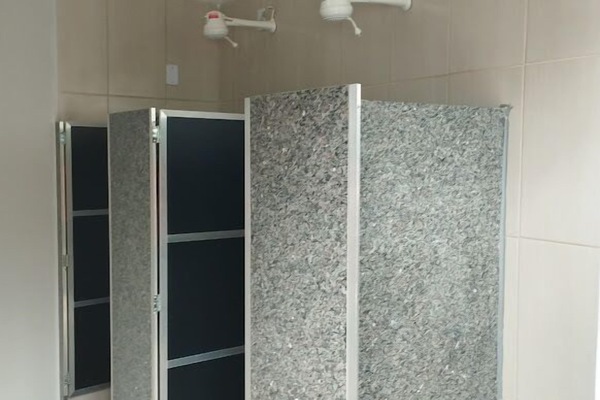 Economy Shared Dormitory | Bathroom | Hair dryer