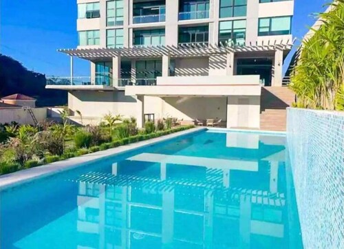 Penthouse-Style Spacious 2bd 2bth in Luxury Park Tower Condo - Nuevo Cuscatlan