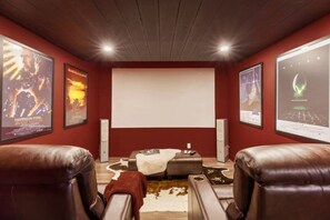 Interior - Waterfront - hot tub - Theatre - Mont-Tremblant (La Minerve)