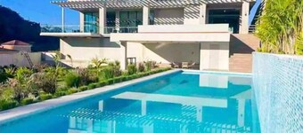 Stylish Modern 2bd 2bth in Luxury Park Tower Condo - Nuevo Cuscatlan 