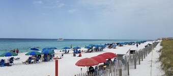 Paradise By The Pool, pet friendly, beach chairs and umbrella services.