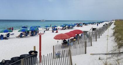 Paradise By The Pool, pet friendly, beach chairs and umbrella services.