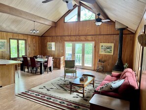Table football - Peaceful Retreat in the Heart of Nature on Pine Mountain in Warm Springs, Ga. (Warm Springs)