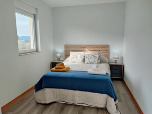 5 bedrooms, internet, bed sheets - Fronteiriça House | Swimming Pool | Valença do Minho (Valença)