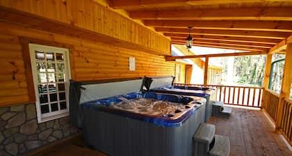 Western Lodge - Huge, w/Heated Pool, Hocking Hills