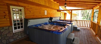 Western Lodge - Huge, w/Heated Pool, Hocking Hills