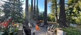 4 Cabins on the Abiqua Creek