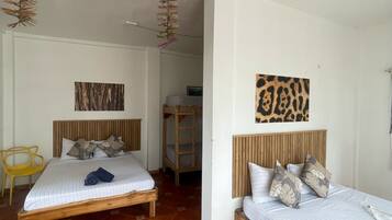 Family Quadruple Room with Sea View | Desk, free WiFi, bed sheets