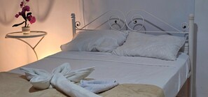 Free WiFi, bed sheets, wheelchair access - Cabañas Cafeteras Cerritos (Pereira)