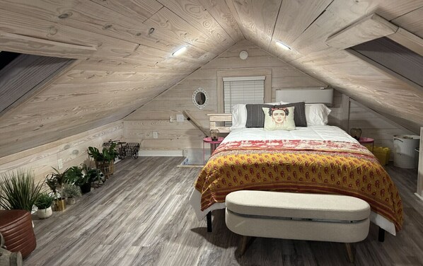 2 عدّة غرف نوم ومكتب ومكواة/لوح كي وواي فاي