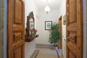 Interior - Dimora Pieri - Apartment Strozzi, historic building in the old center with elevator (Firenze)