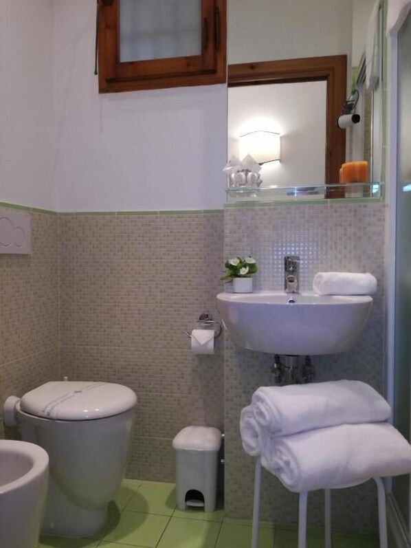 Hair dryer, towels