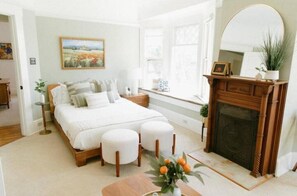 6 habitaciones, escritorio, tabla de planchar con plancha y wifi gratis 