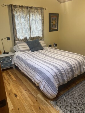 2 bedrooms, WiFi, bed sheets