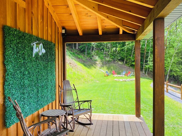 Terrace/patio - Luxury cabin on private drive. Fall foliage at its finest, waterfront access.  (Remsen)