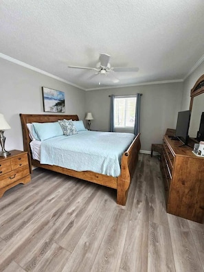 2 dormitorios, tabla de planchar con plancha, wifi y ropa de cama