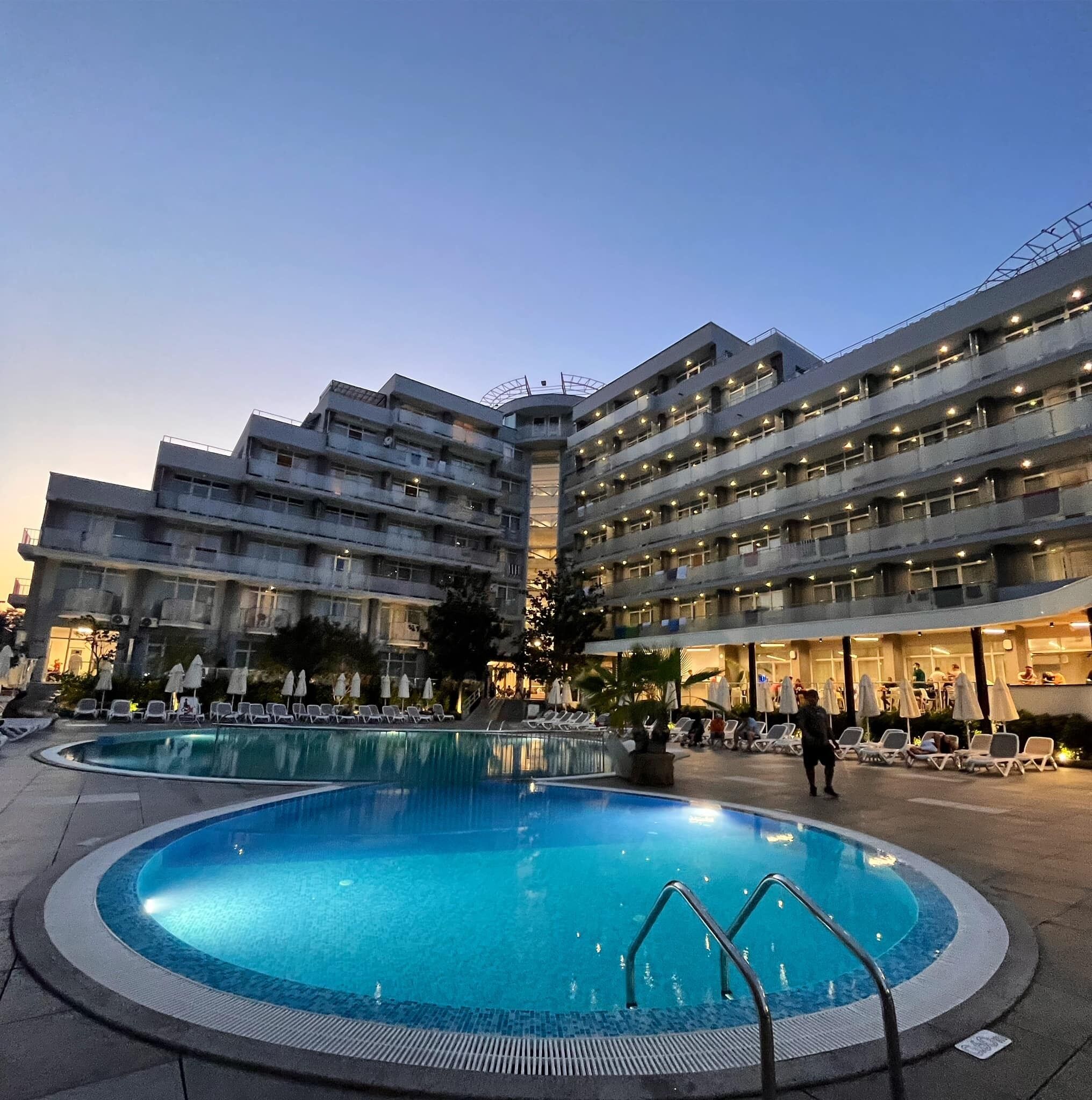 واجهة المنشأة