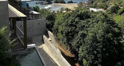Queen Ocean View Suite at La Joya San Agustinillo
