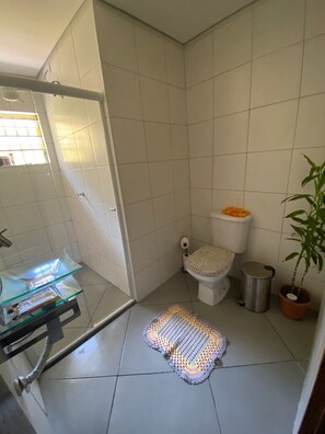 Bidet, carta igienica