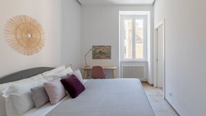 2 bedrooms, iron/ironing board, WiFi, bed sheets - iFlat | Colorful and Bright Apartament in Monti (Roma)