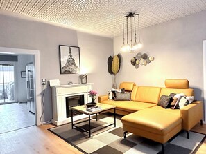 Smart TV, books, music library, stereo