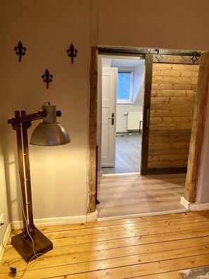 Interior - 65sqm deluxe apartment with whirlpool Saarbrücken Uni (Saarbrücken)