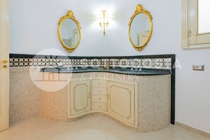 Spa - Art of Living - 900 mt from the sea (Porto Cesareo)