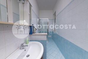 Shower, bidet