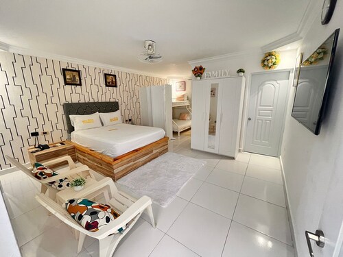 Hotel.1325 A 2 Minutos De La Playa Cómodo y Seguro, En Bani Republica Dominicana