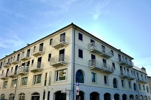 Exterior - P017 - Porto Recanati, new two-room penthouse 30m from the sea (Porto Recanati)