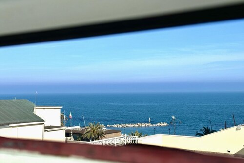 P017 - Porto Recanati, new two-room penthouse 30m from the sea
