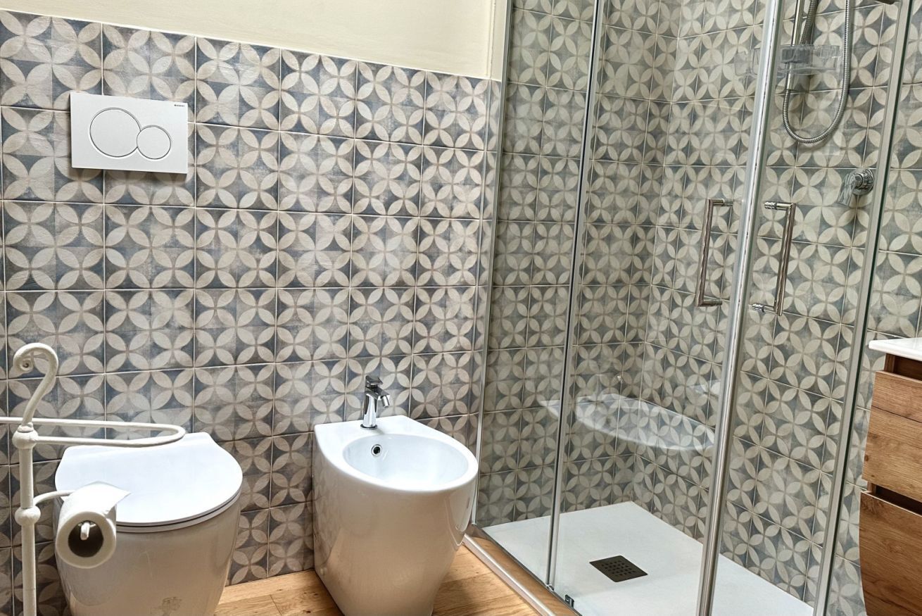 淋浴設備、坐浴桶、提供毛巾