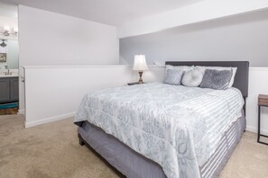 Apartment, 1 Bedroom, Smoking, Balcony | 2 bedrooms - Lofy Haven at the Windsor (Huntsville)