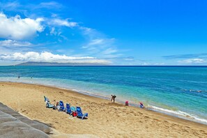 Beach - Valley Isle Resort #101 - Vacation West Maui - New AC & Floors (Lahaina)