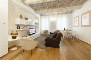 Living area - Don Giovanni apartment in Florence by Mmega (Florence)