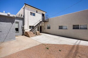 Exterior - Babbling Brook Apartment (Cañon City)