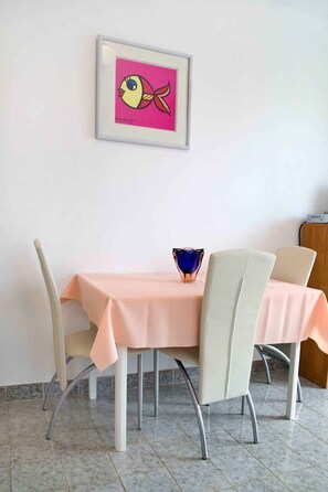 Dining - Holiday apartment with air conditioning (Rabac)