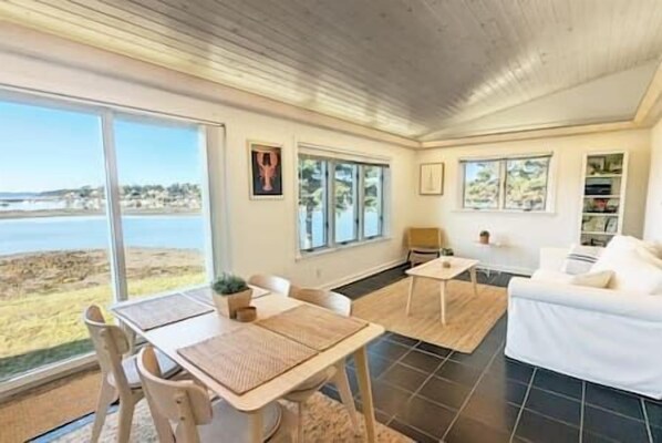 Interior - Oceanfront Acadia Cottage With Rocky Beach (Tremont)