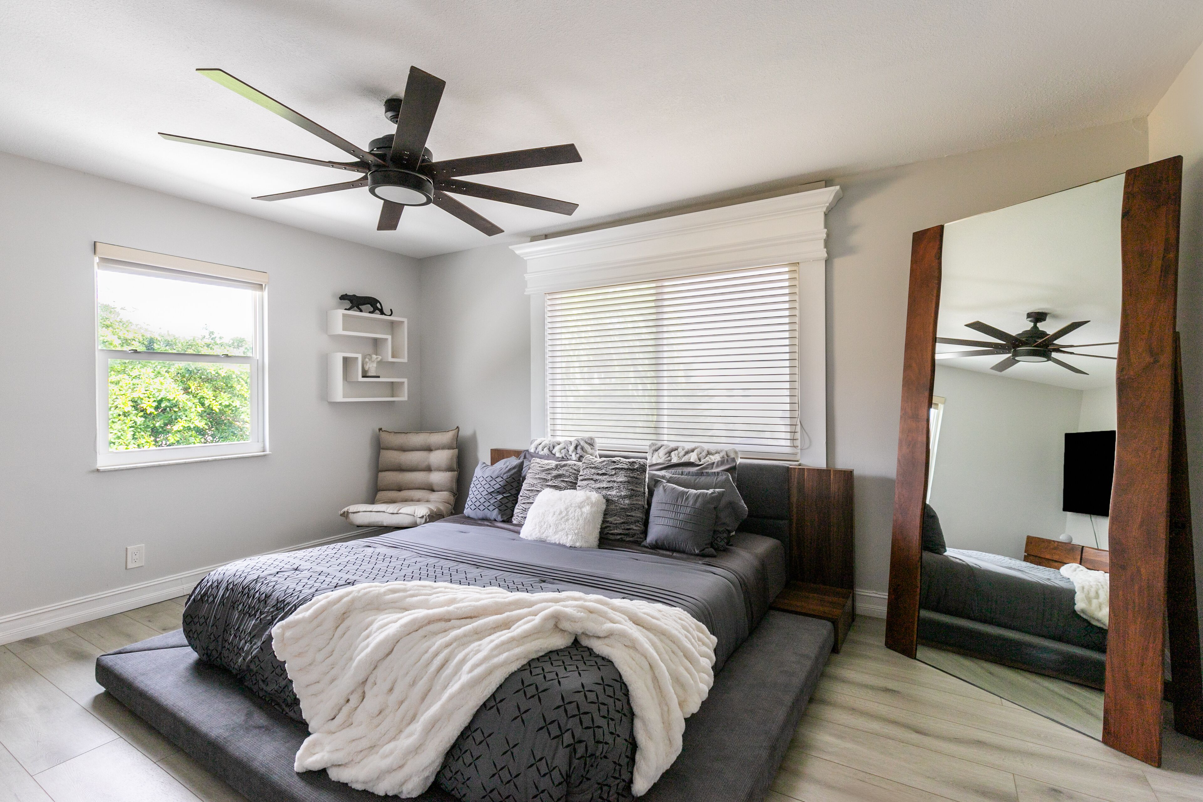 3 多间卧室、熨斗/熨衣板、WiFi、床单