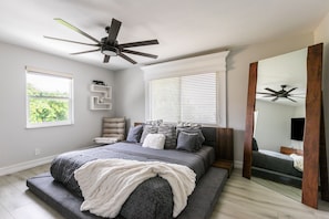 3 soverom, strykejern/-brett, wi-fi og sengetøy