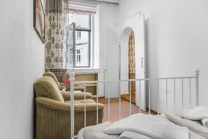 2 makuuhuonetta, Wi-Fi, vuodevaatteet