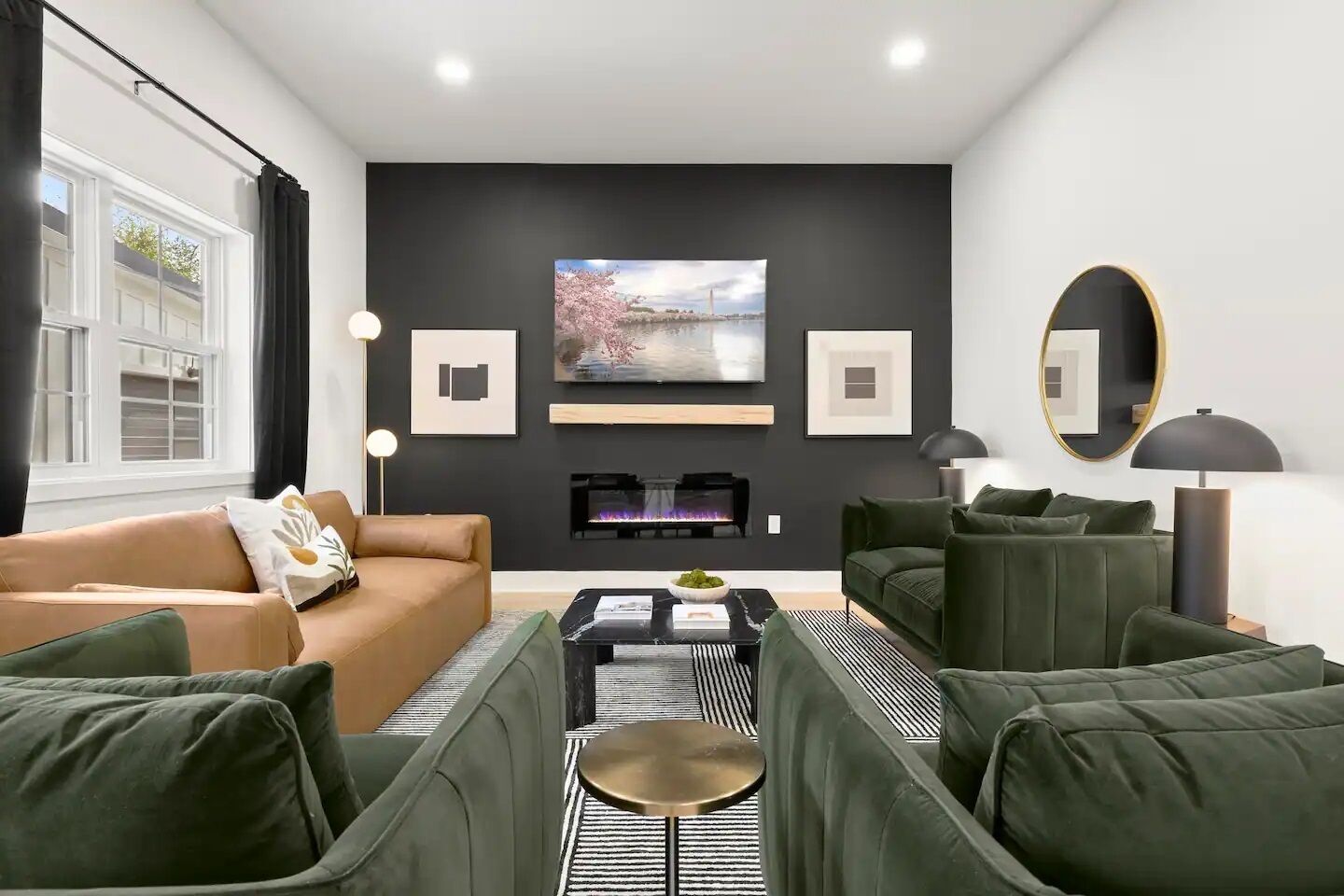 TV, peis og kontorer