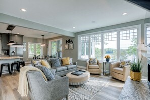 Bügeleisen/Bügelbrett, kostenloses WLAN