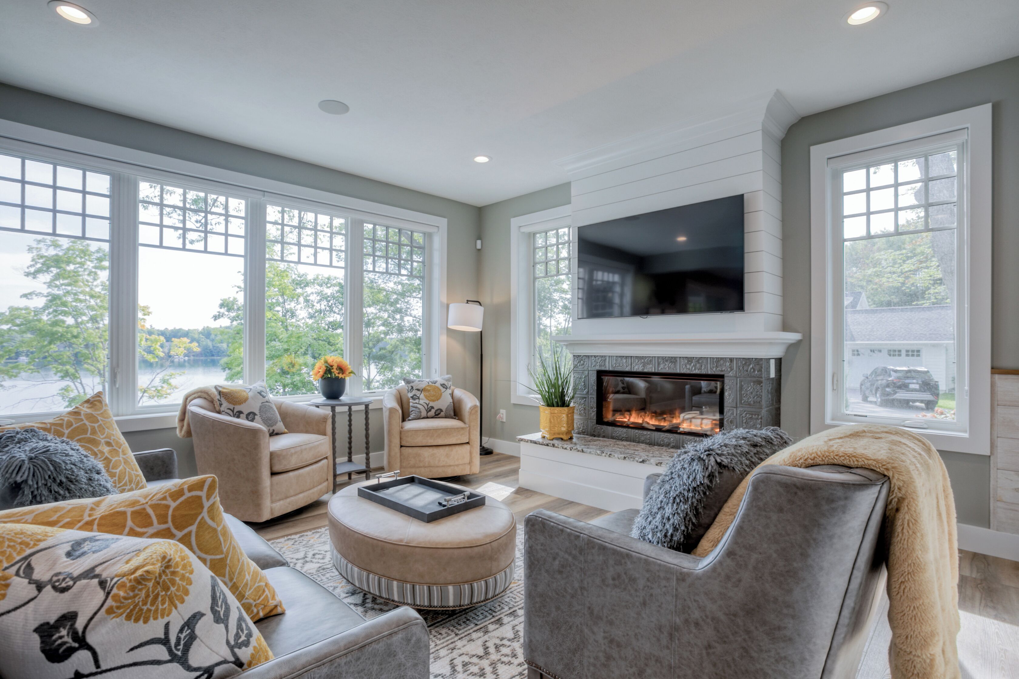 Iron/ironing board, free WiFi