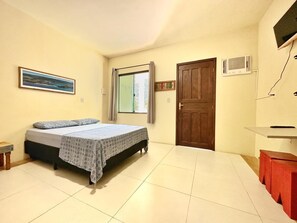 Standard Quadruple Room | Free WiFi - Pousada Areia Nova (Garopaba)