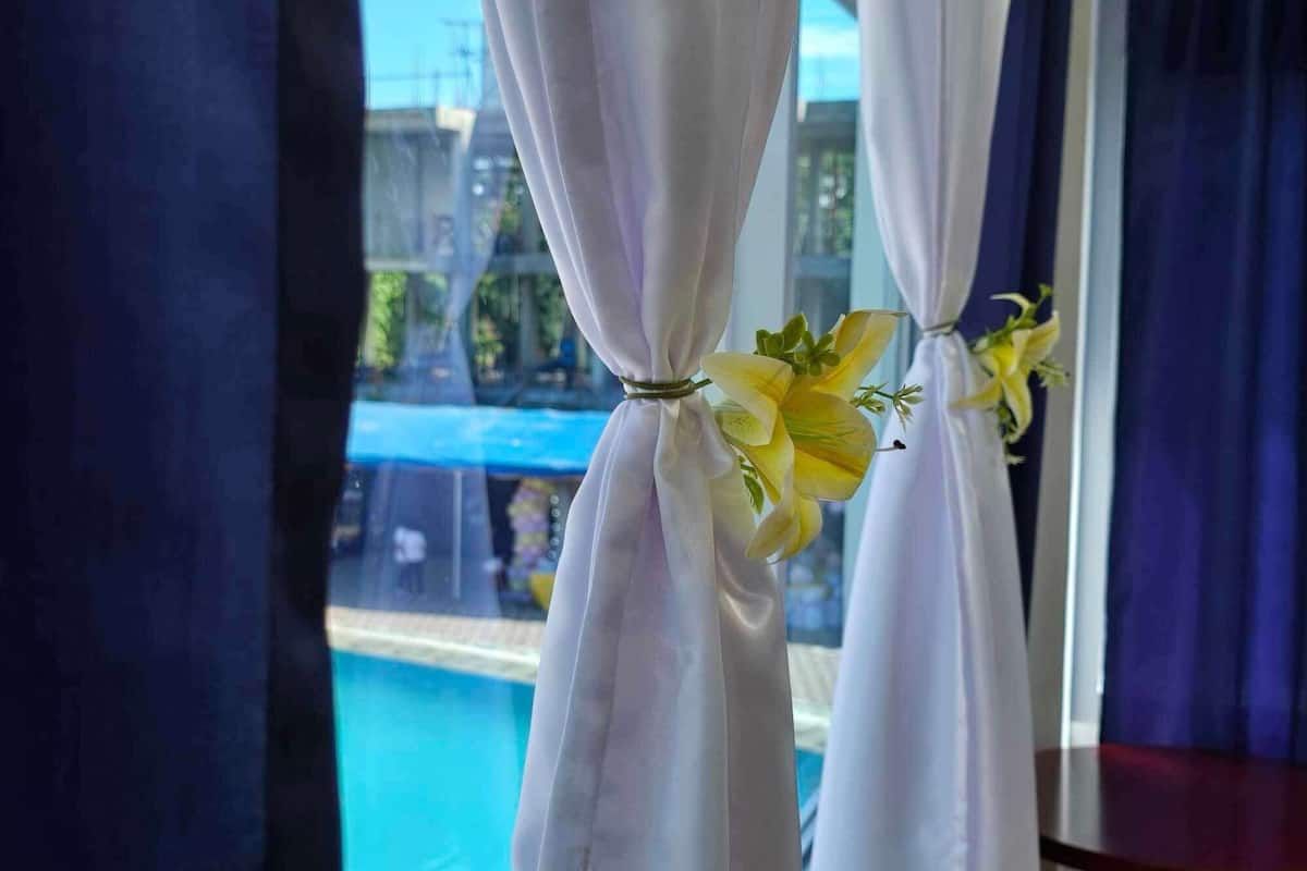 Honeymoon Condo, 1 Queen Bed, Non Smoking, Pool View | Resort view