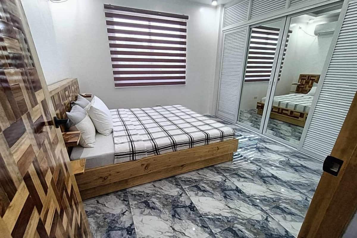 Presidential House, 2 Bedrooms, Non Smoking, Ocean View | 1 bedroom, free WiFi, bed sheets